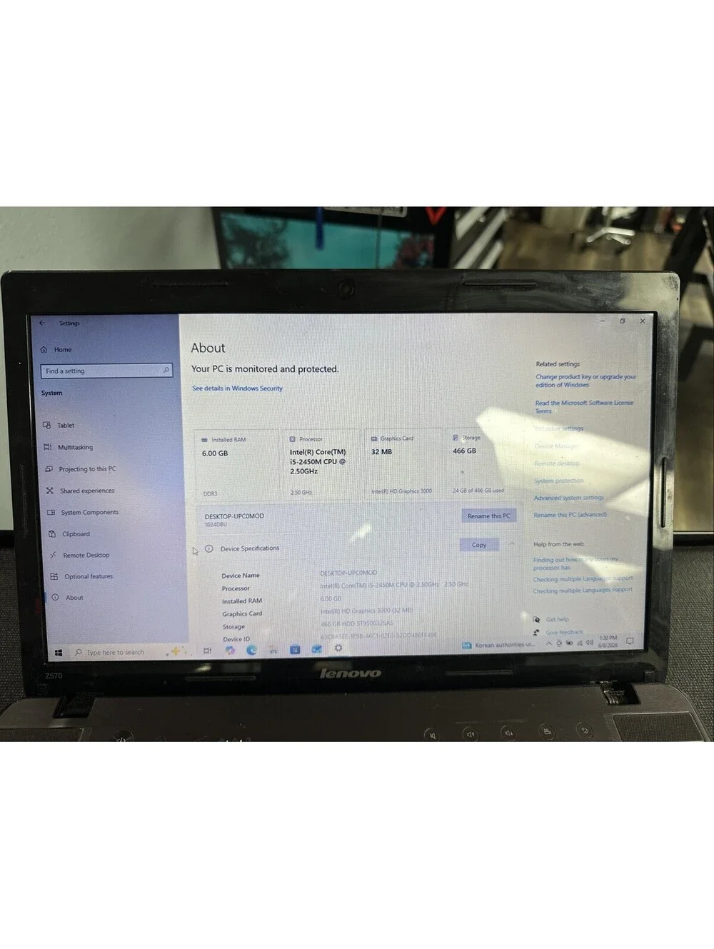 Lenovo IdeaPad Z570 Laptop Intel Core i5-2450M 6GB Ram (damaged) Read